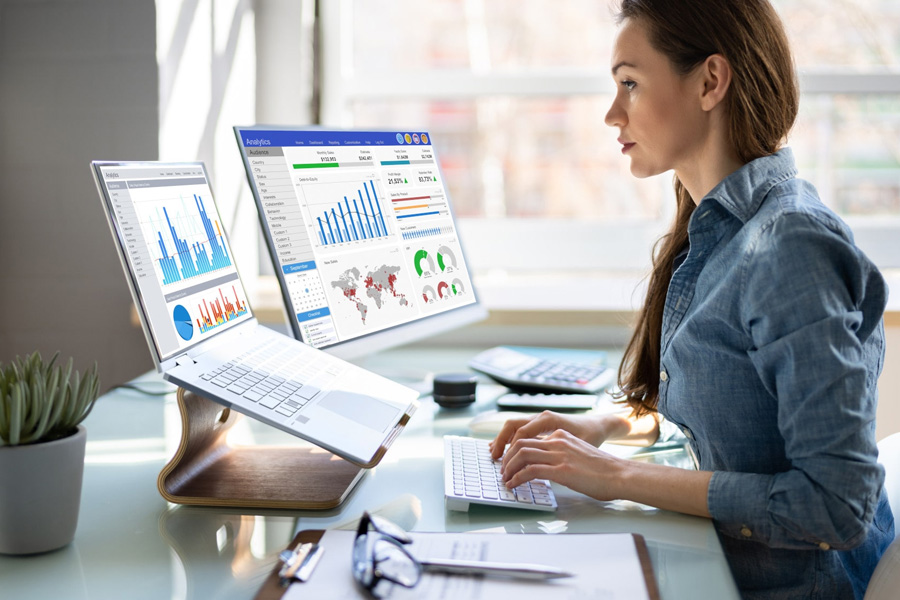 Process Enhancement Using Performance Data to Suggest Improvements to the Process Model